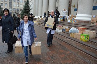 Кропивницькі медзаклади долучились до всеукраїнського збору гуманітарної допомоги військовим
