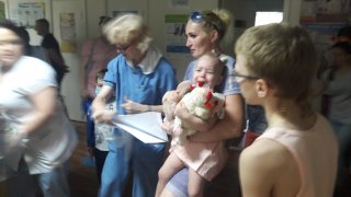 Медпрацівники Кропивницького приєднались до привітання малечі із Днем захисту дітей